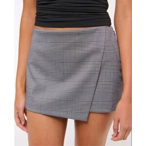 Abercrombie and Fitch NEW Scarlett Micro Mini Skort Low Rise XS gingham plaid
